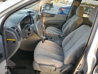 2009 Kia Sedona LX with VIN KNDMB233596280263, listed as a Copart auction lot 77812904 with 0 mi miles and Clean Title. Bid and sale history available at carsss.com. Image 7.