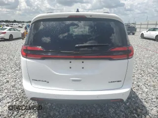 2025 Chrysler Pacifica Limited with VIN 2C4RC1GG1SR539601, listed as a Copart auction lot 60714795 with 9,796 mi miles and Clean title. Bid and sale history available at DreamBid. Image 6.