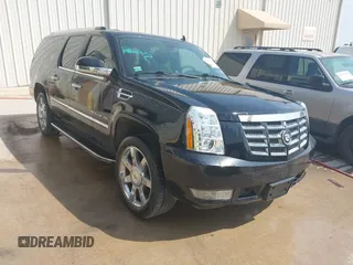 2012 Cadillac Escalade ESV with VIN 1GYS3GEF3CR269741, listed as a IAAI auction lot 42313729 with 261,077 mi miles and . Bid and sale history available at DreamBid. Image 1.