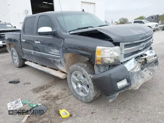 2010 Chevrolet Silverado 1500 LT with VIN 3GCRCSE0XAG228684, listed as a IAAI auction lot 40975818 with 264,129 mi miles and . Bid and sale history available at DreamBid. Image 1.
