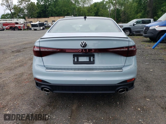 2025 Volkswagen Jetta GLI Autobahn z VIN 3VW2T7BU0SM061533, wystawiony jako Copart lot #57468185 z przebiegiem 175 mil mil oraz Szkody całkowita. Historia ofert i sprzedaży dostępna na DreamBid. Obrazek 6.