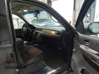 2008 Chevrolet Avalanche 2LT with VIN 3GNFK12328G287891, listed as a IAAI auction lot 41509248 with 233,133 mi miles and . Bid and sale history available at DreamBid. Image 5.