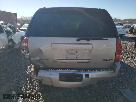 2007 GMC Yukon XL SLT with VIN 1GKFC16J77J256006, listed as a Copart auction lot 88072205 with 254,734 mi miles and Salvage Title. Bid and sale history available at carsss.com. Image 6.