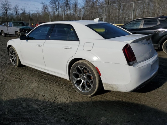 2018 Chrysler 300 with VIN 2C3CCABGXJH266762, listed as a Copart auction lot 44382475 with 114,510 mi miles and Salvage Title. Bid and sale history available at carsss.com. Image 2.