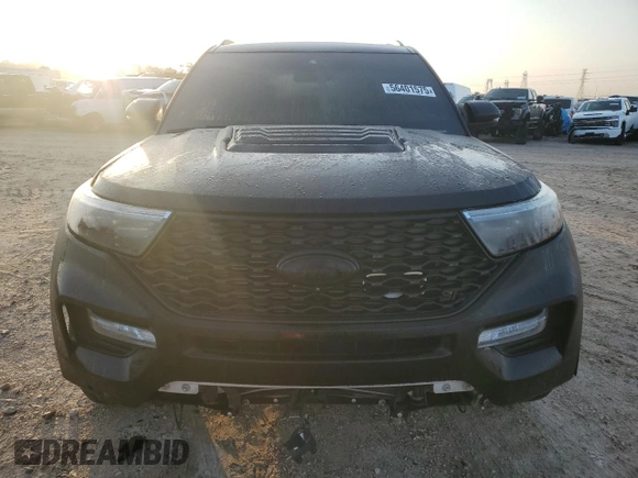 2021 Ford Explorer ST z VIN 1FM5K8GCXMGA37824, wystawiony jako Copart lot #56401575 z przebiegiem 71 117 mil mil oraz Szkoda całkowita • Salvage title. Historia ofert i sprzedaży dostępna na DreamBid. Obrazek 5.
