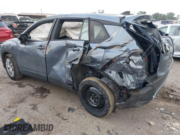 2025 Toyota Corolla Cross L с VIN 7MUAAAAG0SV123032, выставлен на аукционе IAAI как лот 42292755 с пробегом Не указан миль и . История ставок и продаж доступна на DreamBid. Изображение 3.