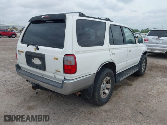 1999 Toyota 4Runner SR5 with VIN JT3GN86R3X0132463, listed as a IAAI auction lot 42019672 with 391,073 mi miles and . Bid and sale history available at DreamBid. Image 4.