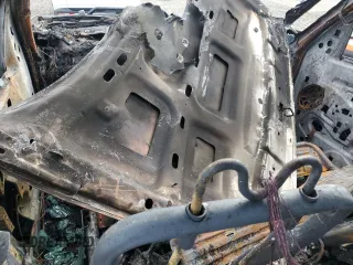 2004 Ford Explorer Limited z VIN 1FMDU75W54ZA01685, wystawiony jako Copart lot #54338635 z przebiegiem Nie podano mil oraz Nie do naprawy • Non repairable. Historia ofert i sprzedaży dostępna na DreamBid. Obrazek 8.
