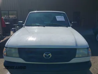 2007 Mazda B-Series 2WD Truck with VIN 4F4YR12D77PM06154, listed as a IAAI auction lot 42112015 with 158,120 mi miles. Bid and sale history available at carsss.com. Image 6.