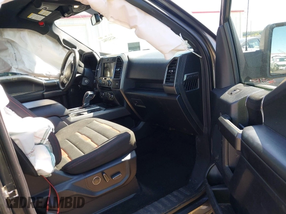 2017 Ford F-150 XL z VIN 1FTEW1EG2HFC29983, wystawiony jako IAAI lot #42523902 z przebiegiem 120 315 mil mil oraz . Historia ofert i sprzedaży dostępna na DreamBid. Obrazek 5.