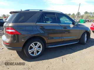 2014 Mercedes-Benz M 350 with VIN 4JGDA5HB3EA269415, listed as a IAAI auction lot 42118165 with 73,149 mi miles and . Bid and sale history available at DreamBid. Image 4.