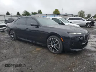 2024 BMW 7 Series 740i z VIN WBA23EH09RCP56372, wystawiony jako Copart lot #73053314 z przebiegiem 18 365 mil mil oraz Szkoda całkowita • Salvage title. Historia ofert i sprzedaży dostępna na DreamBid. Obrazek 4.