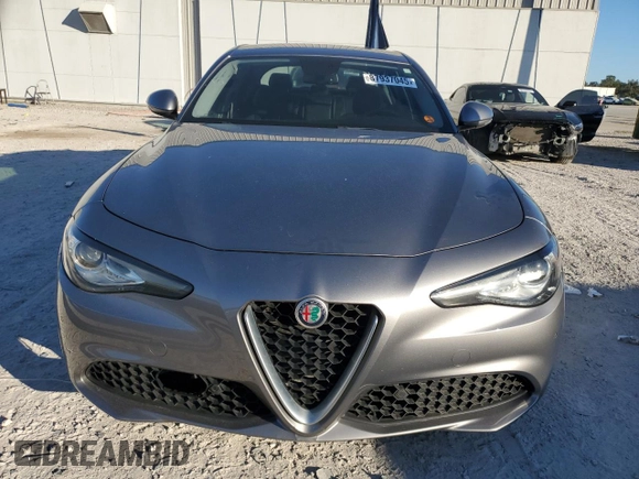2018 Alfa Romeo Giulia Ti Sport with VIN ZARFAECN0J7576682, listed as a Copart auction lot 87937045 with 118,122 mi miles and Clean Title. Bid and sale history available at carsss.com. Image 5.