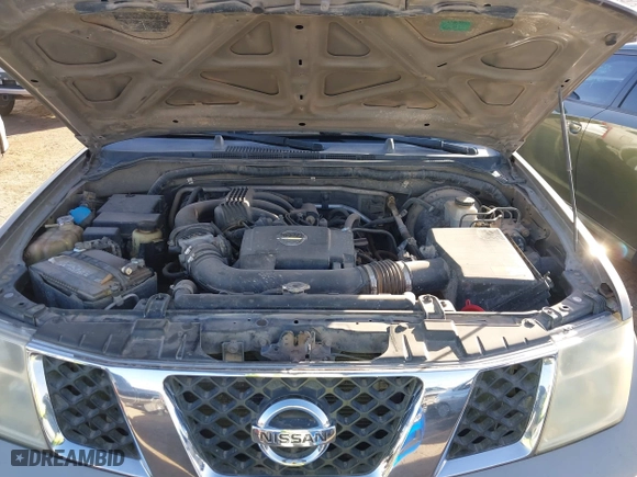 2006 Nissan Pathfinder SE with VIN 5N1AR18U36C684150, listed as a IAAI auction lot 41201933 with 146,494 mi miles. Bid and sale history available at carsss.com. Image 10.