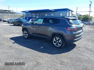 2021 Jeep Compass Limited with VIN 3C4NJDCB4MT572480, listed as a IAAI auction lot 41494432 with 40,932 mi miles and . Bid and sale history available at carsss.com. Image 3.