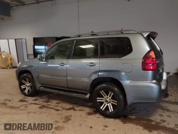 2004 Lexus GX 470 with VIN JTJBT20X540056639, listed as a IAAI auction lot 41744622 with 228,326 mi miles. Bid and sale history available at carsss.com. Image 14.