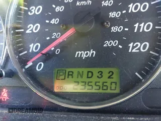 2004 Mazda MPV ES with VIN JM3LW28J140519074, listed as a IAAI auction lot 41224979 with 235,560 mi miles and . Bid and sale history available at carsss.com. Image 15.