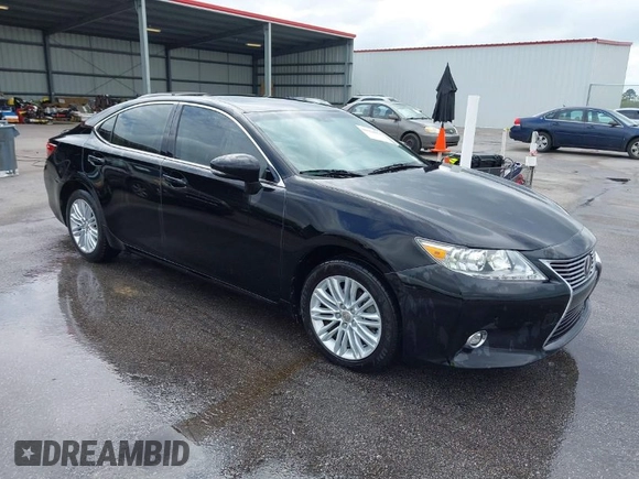 2014 Lexus ES 350 with VIN JTHBK1GG0E2096038, listed as a IAAI auction lot 41924674 with 151,312 mi miles. Bid and sale history available at carsss.com. Image 1.