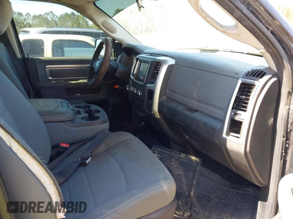 2017 Ram 1500 SLT z VIN 1C6RR6GGXHS786190, wystawiony jako IAAI lot #41822528 z przebiegiem 174 381 mil mil oraz . Historia ofert i sprzedaży dostępna na DreamBid. Obrazek 5.