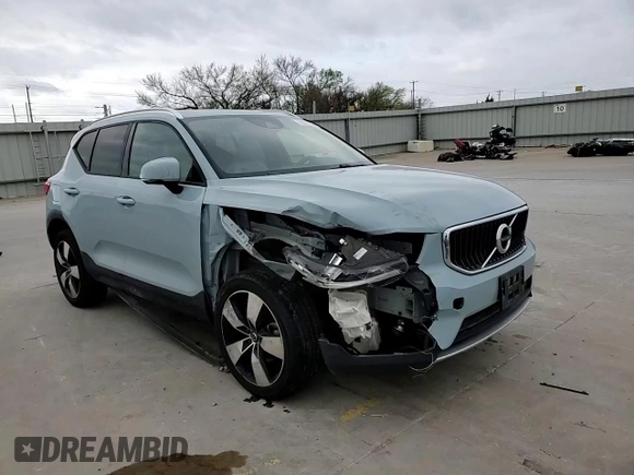 2019 Volvo XC40 Momentum z VIN YV4162XZ4K2009954, wystawiony jako Copart lot #50209365 z przebiegiem 60 140 mil mil oraz Szkoda całkowita • Salvage title. Historia ofert i sprzedaży dostępna na DreamBid. Obrazek 12.
