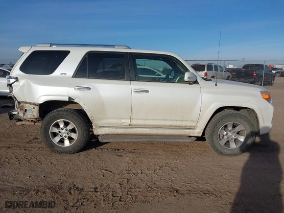2011 Toyota 4Runner Trail with VIN JTEBU5JRXB5039669, listed as a IAAI auction lot 41576426 with 131,620 mi miles. Bid and sale history available at carsss.com. Image 13.