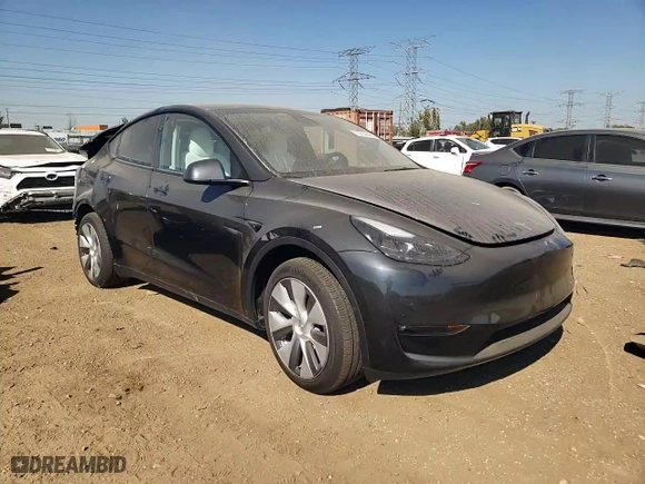 2024 Tesla Model Y Long Range with VIN 7SAYGAEE2RF081416, listed as a Copart auction lot 75333844 with 5,994 mi miles and Salvage Title. Bid and sale history available at carsss.com. Image 11.