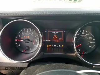2015 Ford Mustang EcoBoost z VIN 1FA6P8TH3F5375212, wystawiony jako Copart lot #53436545 z przebiegiem 148 557 mil mil oraz Szkoda całkowita • Salvage title. Historia ofert i sprzedaży dostępna na DreamBid. Obrazek 9.