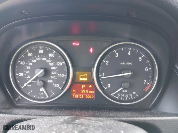 2014 BMW X1 xDrive28i with VIN WBAVL1C58EVY24491, listed as a IAAI auction lot 42022672 with 115,123 mi miles. Bid and sale history available at carsss.com. Image 7.