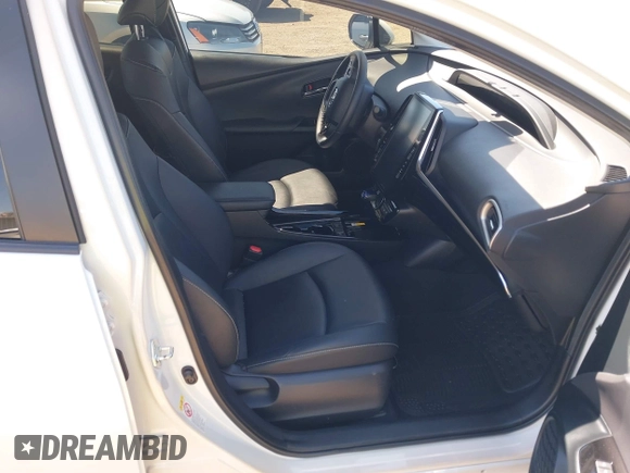 2021 Toyota Prius LE with VIN JTDKAMFP2M3184900, listed as a IAAI auction lot 42014569 with 81,563 mi miles and . Bid and sale history available at DreamBid. Image 5.