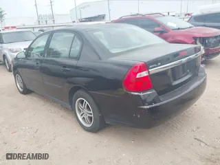 2005 Chevrolet Malibu with VIN 1G1ZS52F05F257303, listed as a IAAI auction lot 42047506 with 204,542 mi miles. Bid and sale history available at carsss.com. Image 3.