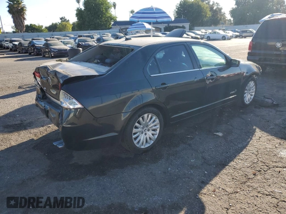 2010 Mercury Milan Hybrid with VIN 3MEDM0L37AR619450, listed as a Copart auction lot 75274114 with 187,696 mi miles and Salvage Title. Bid and sale history available at carsss.com. Image 3.