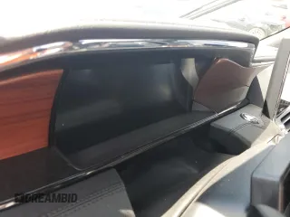 2023 Lincoln Navigator Reserve z VIN 5LMJJ3LG7PEL02726, wystawiony jako Copart lot #55732934 z przebiegiem Nie podano mil oraz Szkoda całkowita • Salvage title. Historia ofert i sprzedaży dostępna na DreamBid. Obrazek 9.