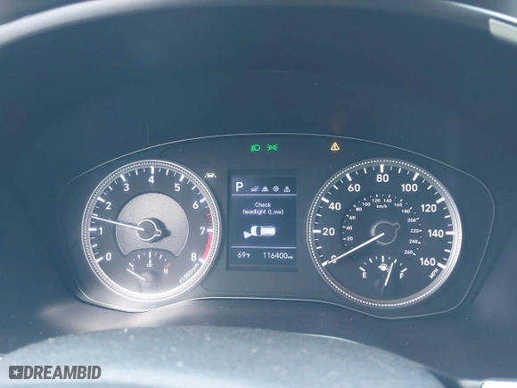 2019 Hyundai Santa Fe SE with VIN 5NMS23AD3KH064655, listed as a IAAI auction lot 40780952 with 116,400 mi miles. Bid and sale history available at carsss.com. Image 7.