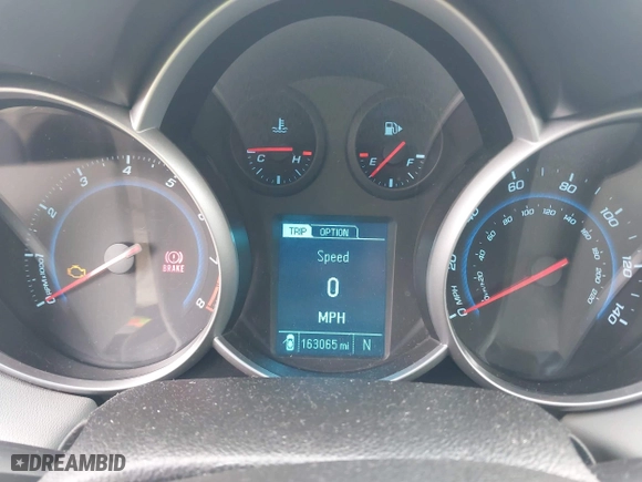 2014 Chevrolet Cruze LS with VIN 1G1PB5SG2E7366520, listed as a IAAI auction lot 42034644 with 163,065 mi miles. Bid and sale history available at carsss.com. Image 7.