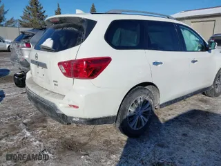 2020 Nissan Pathfinder SV with VIN 5N1DR2BM0LC608246, listed as a IAAI auction lot 41629956 with 88,104 mi miles. Bid and sale history available at carsss.com. Image 4.