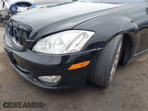 2008 Mercedes-Benz S 550 with VIN WDDNG86X48A219544, listed as a IAAI auction lot 41922931 with 150,129 mi miles and . Bid and sale history available at carsss.com. Image 18.