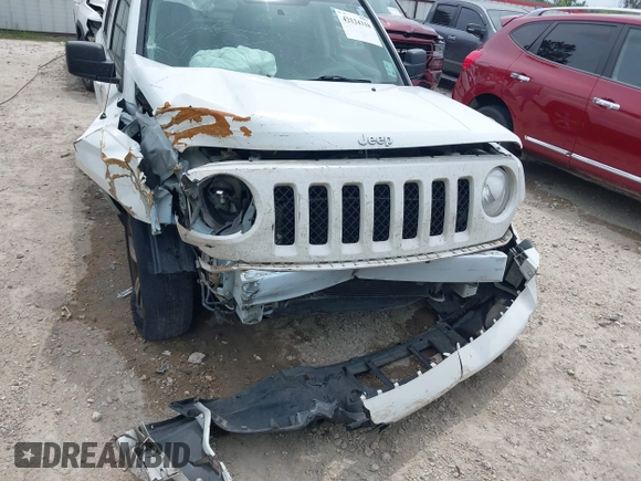 2016 Jeep Patriot Latitude with VIN 1C4NJPFA9GD682004, listed as a IAAI auction lot 42124310 with 146,396 mi miles and . Bid and sale history available at DreamBid. Image 6.
