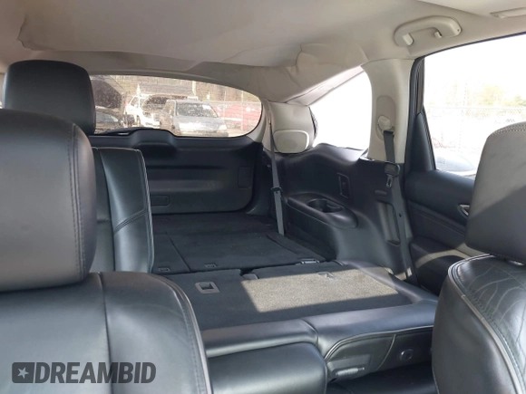 2013 Infiniti JX35 with VIN 5N1AL0MM2DC349038, listed as a IAAI auction lot 42087824 with 162,200 mi miles. Bid and sale history available at carsss.com. Image 8.