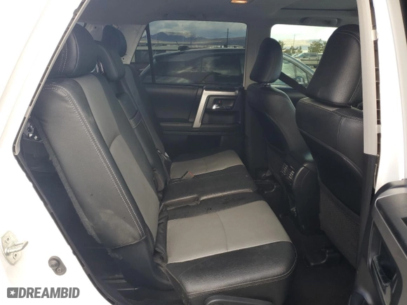 2020 Toyota 4Runner SR5 with VIN JTEBU5JR9L5778002, listed as a Copart auction lot 44457465 with 92,025 mi miles and Salvage Title. Bid and sale history available at carsss.com. Image 10.