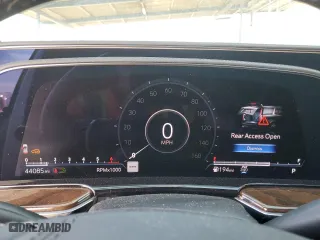 2022 Cadillac Escalade Sport Platinum with VIN 1GYS4GKL8NR129095, listed as a Copart auction lot 44631925 with 44,085 mi miles and Salvage Title. Bid and sale history available at carsss.com. Image 9.