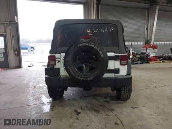 2018 Jeep Wrangler Unlimited Sport with VIN 1C4BJWDG8JL859885, listed as a IAAI auction lot 41205279 with 47,941 mi miles and . Bid and sale history available at DreamBid. Image 17.
