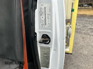 2017 Ford Econoline Commercial with VIN 1FDXE4FS0HDC69020, listed as a Copart auction lot 87970525 with 165,607 mi miles and Clean Title. Bid and sale history available at carsss.com. Image 15.