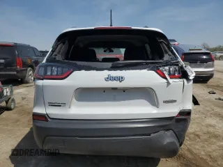 2019 Jeep Cherokee Latitude с VIN 1C4PJLCB9KD313506, выставлен на аукционе Copart как лот 52672515 с пробегом 136 496 миль миль и Списание • Salvage title. История ставок и продаж доступна на DreamBid. Изображение 6.