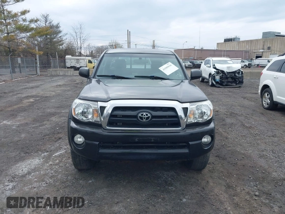 2006 Toyota Tacoma PreRunner z VIN 5TETU62N76Z314606, wystawiony jako IAAI lot #41909636 z przebiegiem 119 769 mil mil oraz . Historia ofert i sprzedaży dostępna na DreamBid. Obrazek 12.