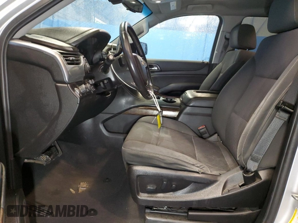 2019 Chevrolet Tahoe LS z VIN 1GNSKAKC5KR124318, wystawiony jako Copart lot #56994495 z przebiegiem 232 268 mil mil oraz Czysty tytuł • Clean title. Historia ofert i sprzedaży dostępna na DreamBid. Obrazek 7.