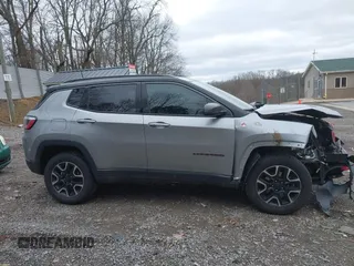 2020 Jeep Compass Trailhawk with VIN 3C4NJDDB9LT127231, listed as a IAAI auction lot 41817392 with 111,344 mi miles and . Bid and sale history available at carsss.com. Image 14.