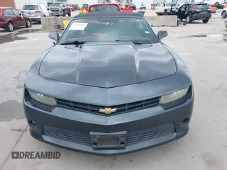 2015 Chevrolet Camaro LT z VIN 2G1FD3D36F9135883, wystawiony jako IAAI lot #42140687 z przebiegiem 135 897 mil mil oraz . Historia ofert i sprzedaży dostępna na DreamBid. Obrazek 12.
