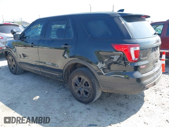 2017 Ford Police Interceptor Utility with VIN 1FM5K8AR2HGC56862, listed as a IAAI auction lot 42274409 with 92,662 mi miles and . Bid and sale history available at DreamBid. Image 3.