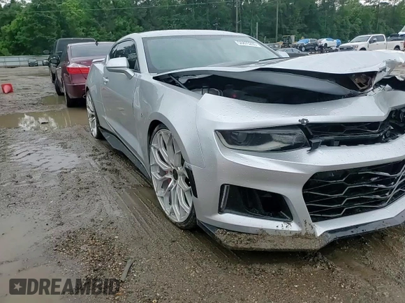 2016 Chevrolet Camaro 2SS with VIN 1G1FH1R71G0121101, listed as a Copart auction lot 55875265 with 147,180 mi miles and Salvage title. Bid and sale history available at DreamBid. Image 13.