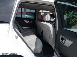 2014 Mercedes-Benz GLK-Class GLK 250 BlueTEC with VIN WDCGG0EB5EG310304, listed as a IAAI auction lot 41908998 with 1 mi miles. Bid and sale history available at carsss.com. Image 8.